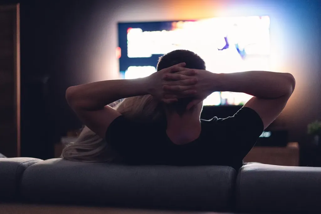 Telewizor 32 cale – rozwiązanie dla małych przestrzeni