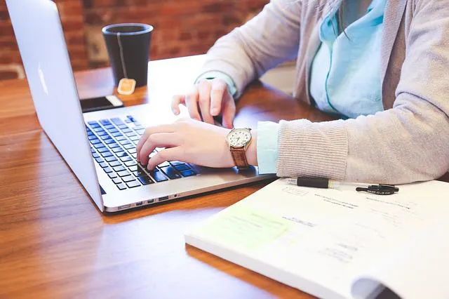 Zalety projektowania stron internetowych dla Twojego biznesu